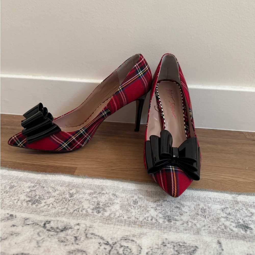 Betsey Johnson Red and Black Plaid Heels with Bow